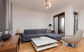 Warsaw Srodmiescie Apartment With Balcony By Noclegi Renters