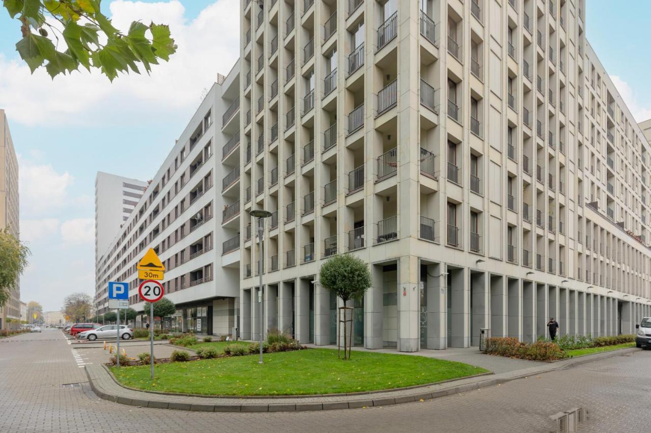 Warsaw Srodmiescie Apartment With Balcony By Noclegi Renters Екстер'єр фото